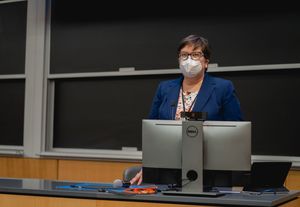 Resa Jones presents at a symposium for The Philadelphia Epidemiology and Biostatistics Research and Practice Collaborative