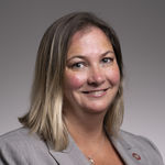 Lindsay Raab headshot